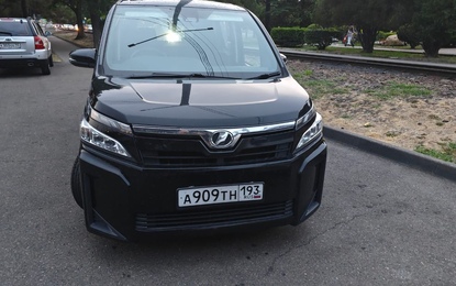 Toyota Noah